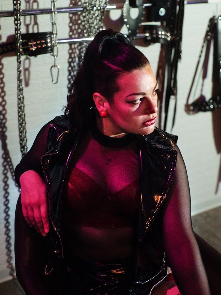 Dominatrixena från Säffle, 45 år