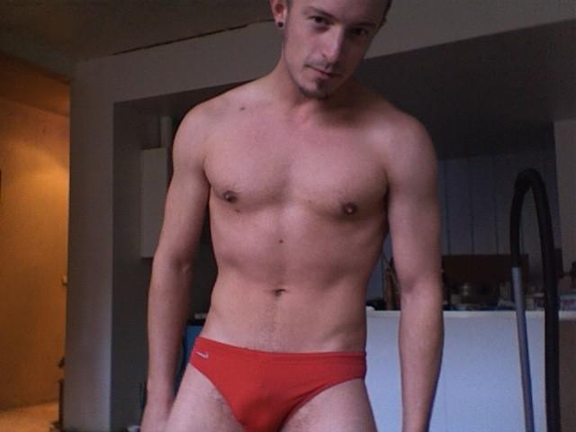 LeonHola från Karlskrona, 42 år