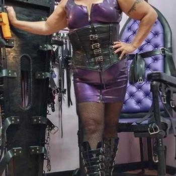 Diskret domina från Jönköping, 50 år