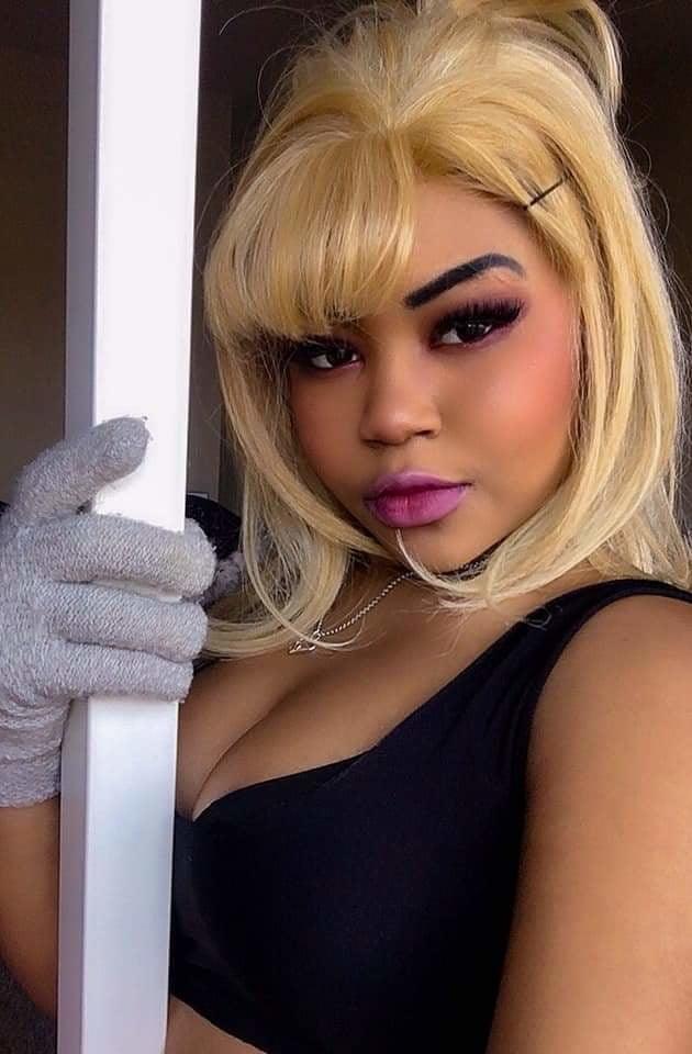 Henneeey från Motala, 24 år